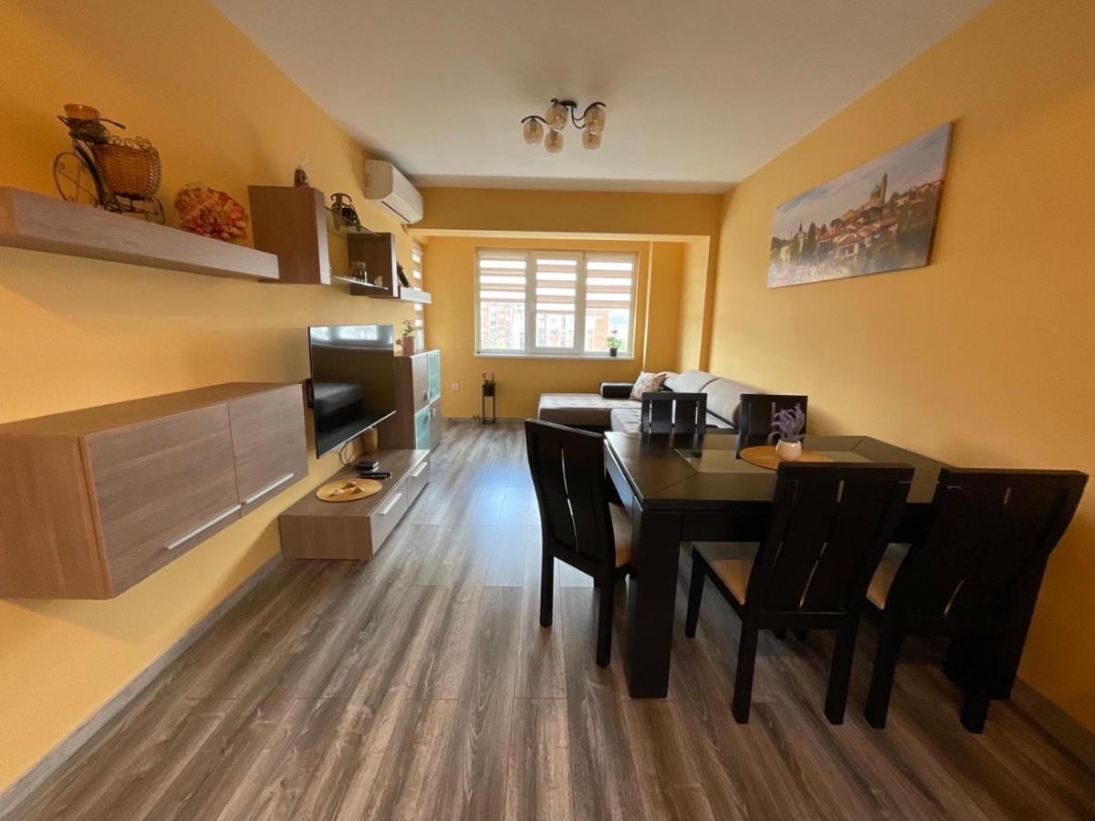 Nataly Homes Veliko Tărnovo Exteriör bild