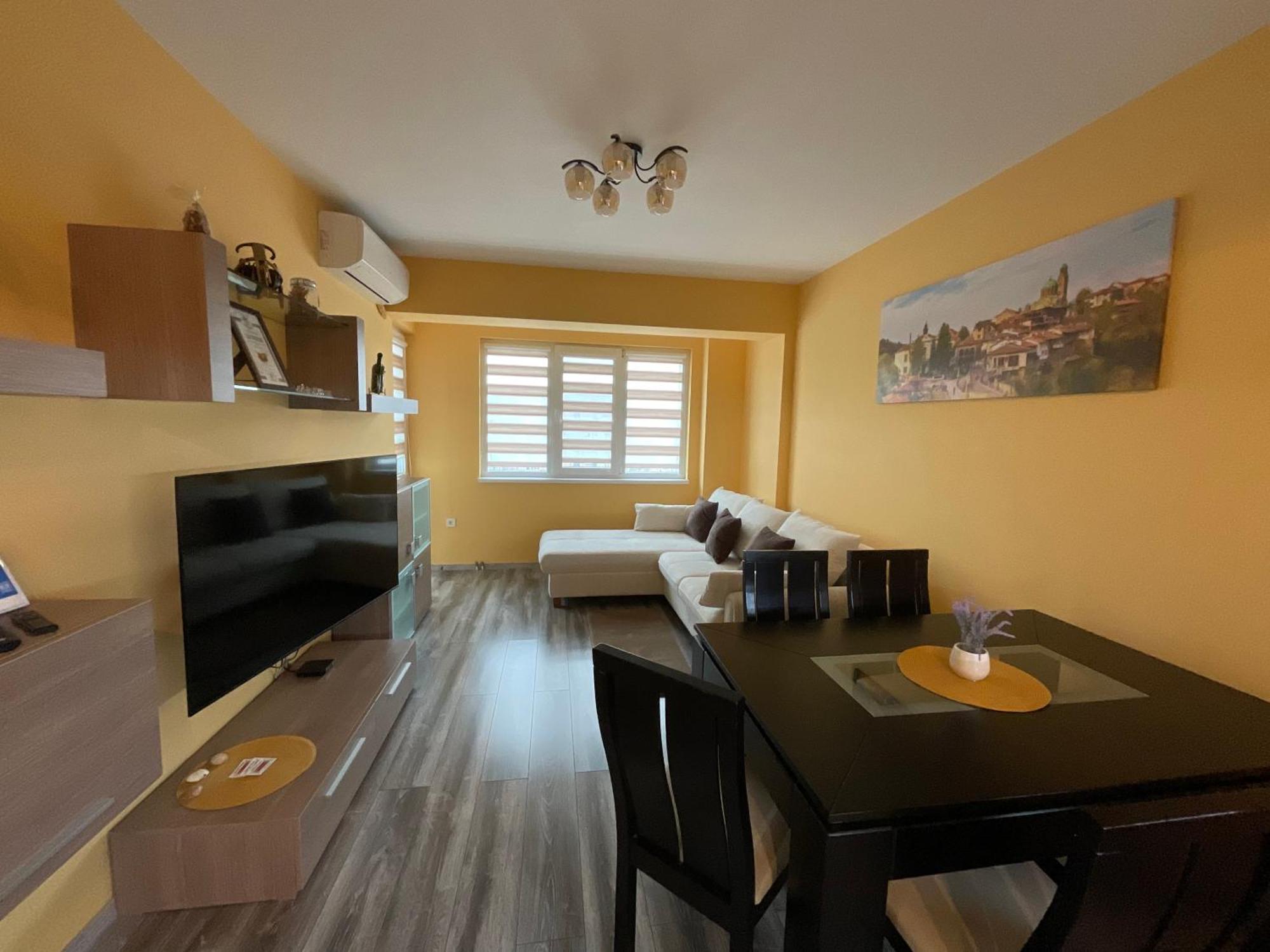 Nataly Homes Veliko Tărnovo Exteriör bild